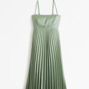 The A&F Giselle Clasp-Back Pleated Midi Dress, Green, M, Petite